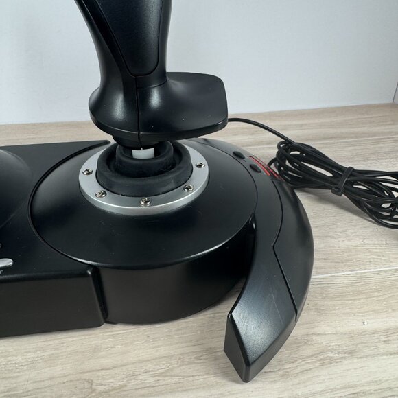 Thrustmaster T-Flight HOTAS X V2 Joystick Throttle Controller for PC & PS3 - Picture 4 of 14